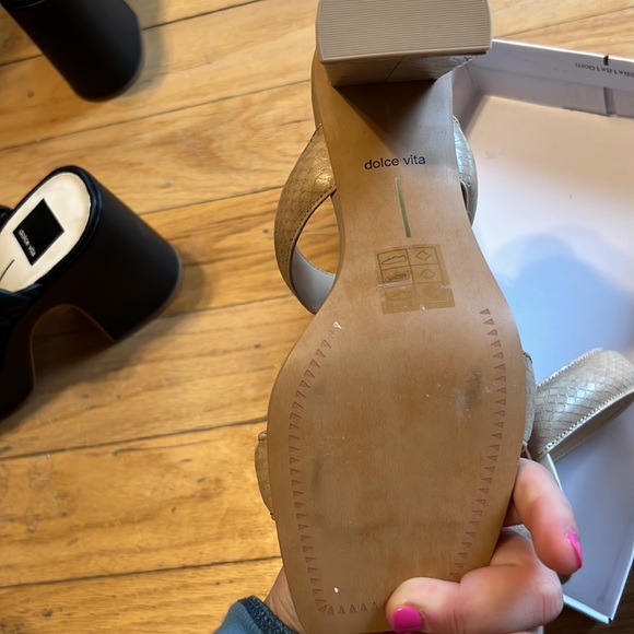 Dolce Vita Stella Heel - Picture 9 of 9